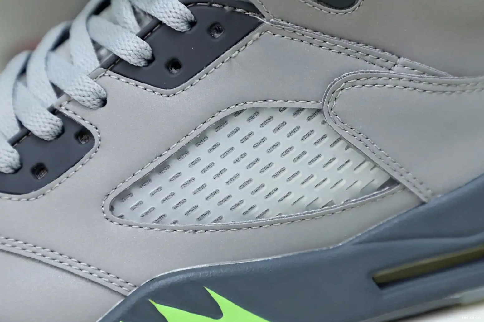 5 BEAN' 'GREEN JORDAN RETRO 2022 Kimikick AIR 0412